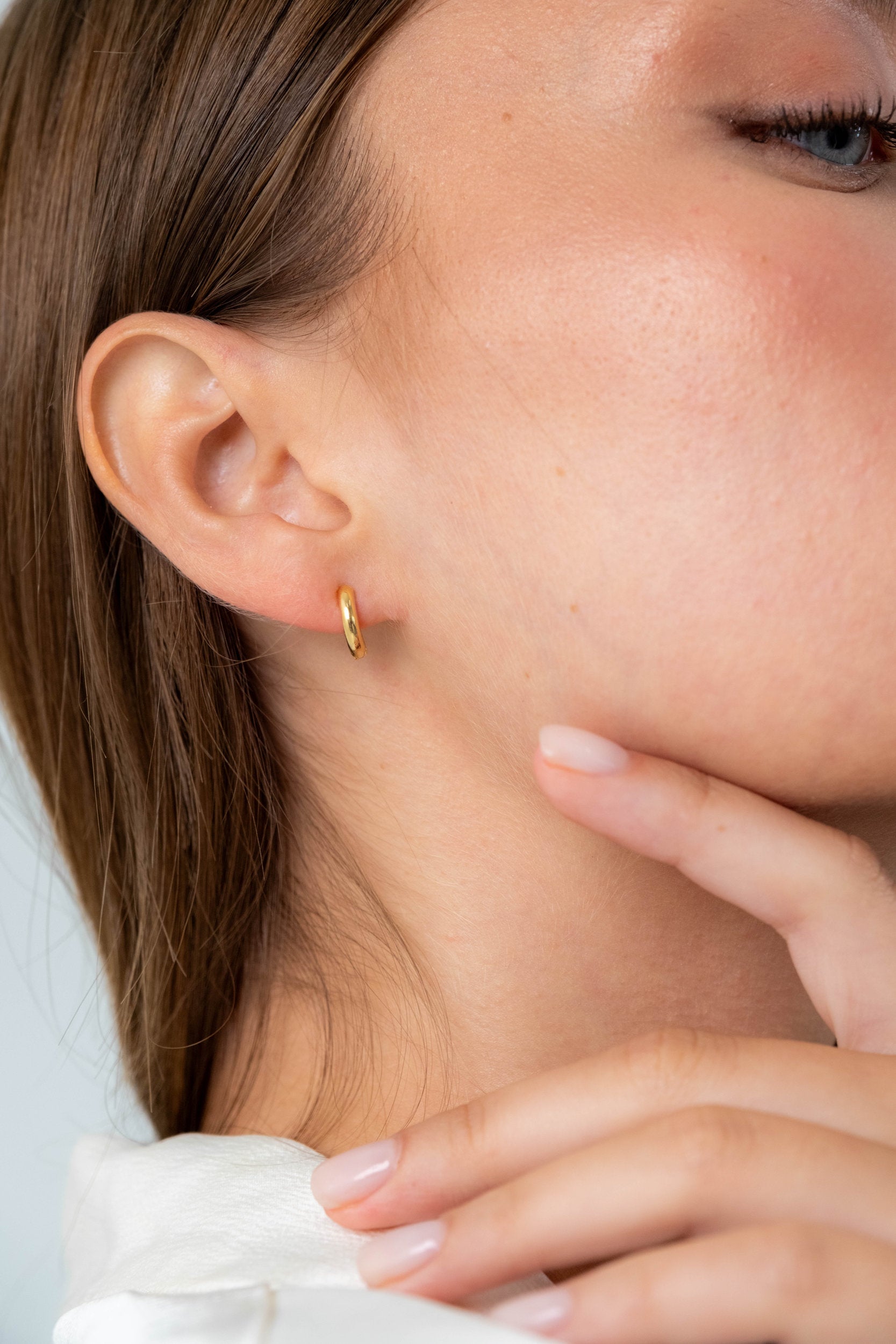 Tina Classic Hoop