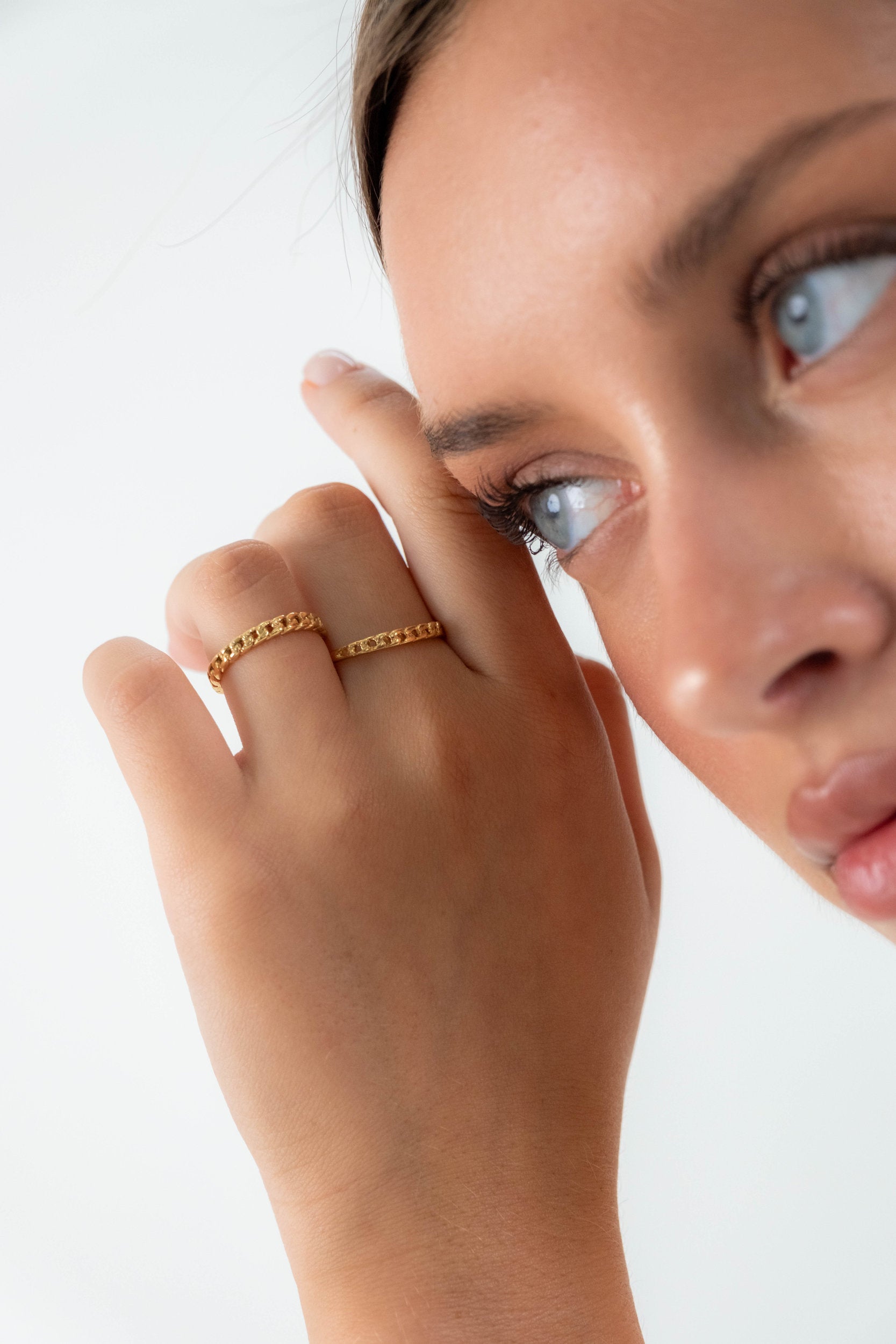 Amelia Ring
