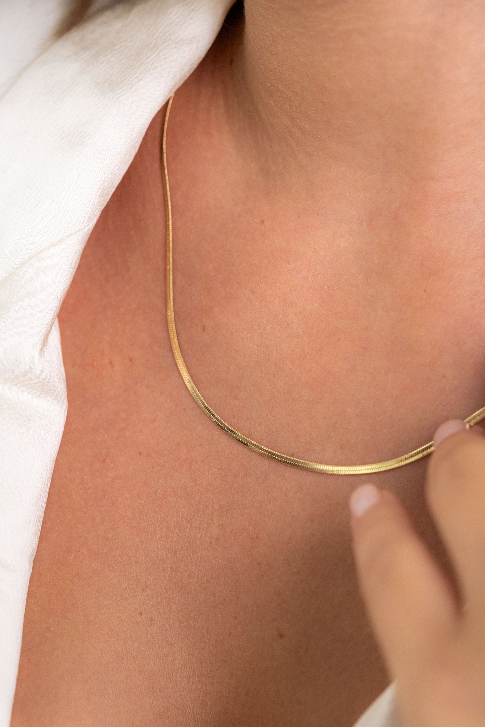 Esme Herringbone Chain